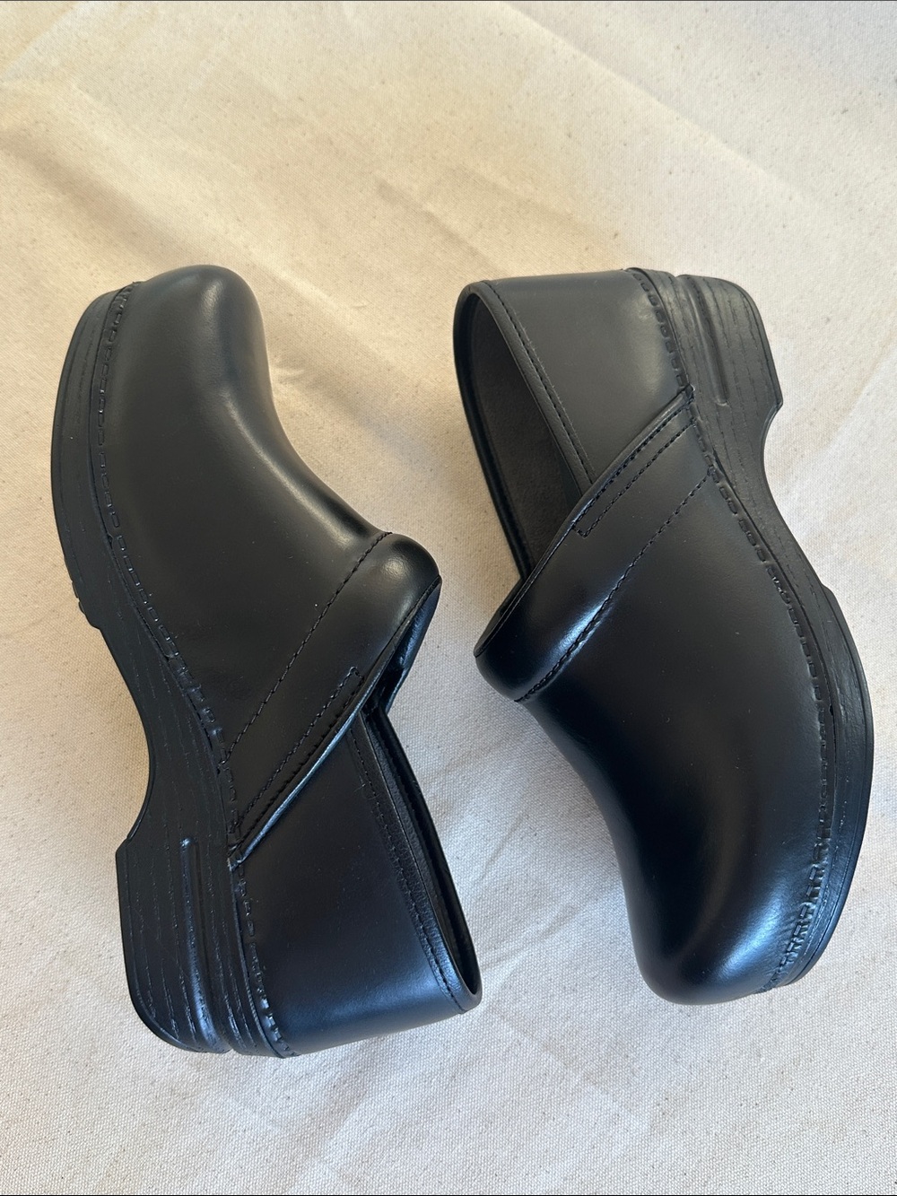 Dansko XP Black Leather Clogs - Picture 3 of 10